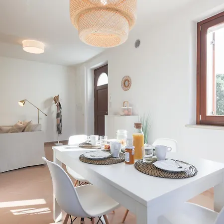 Apartament Glicine *