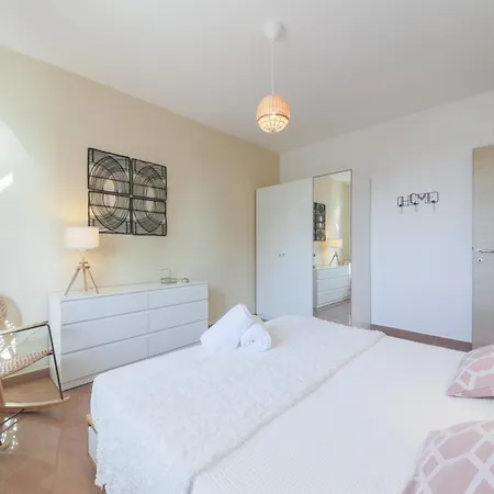 Glicine Apartament Sommacampagna