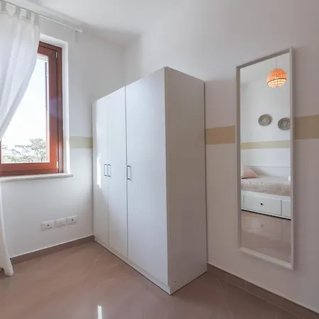 Glicine Apartament *
