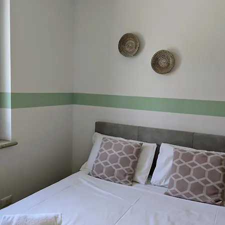 Glicine Apartment